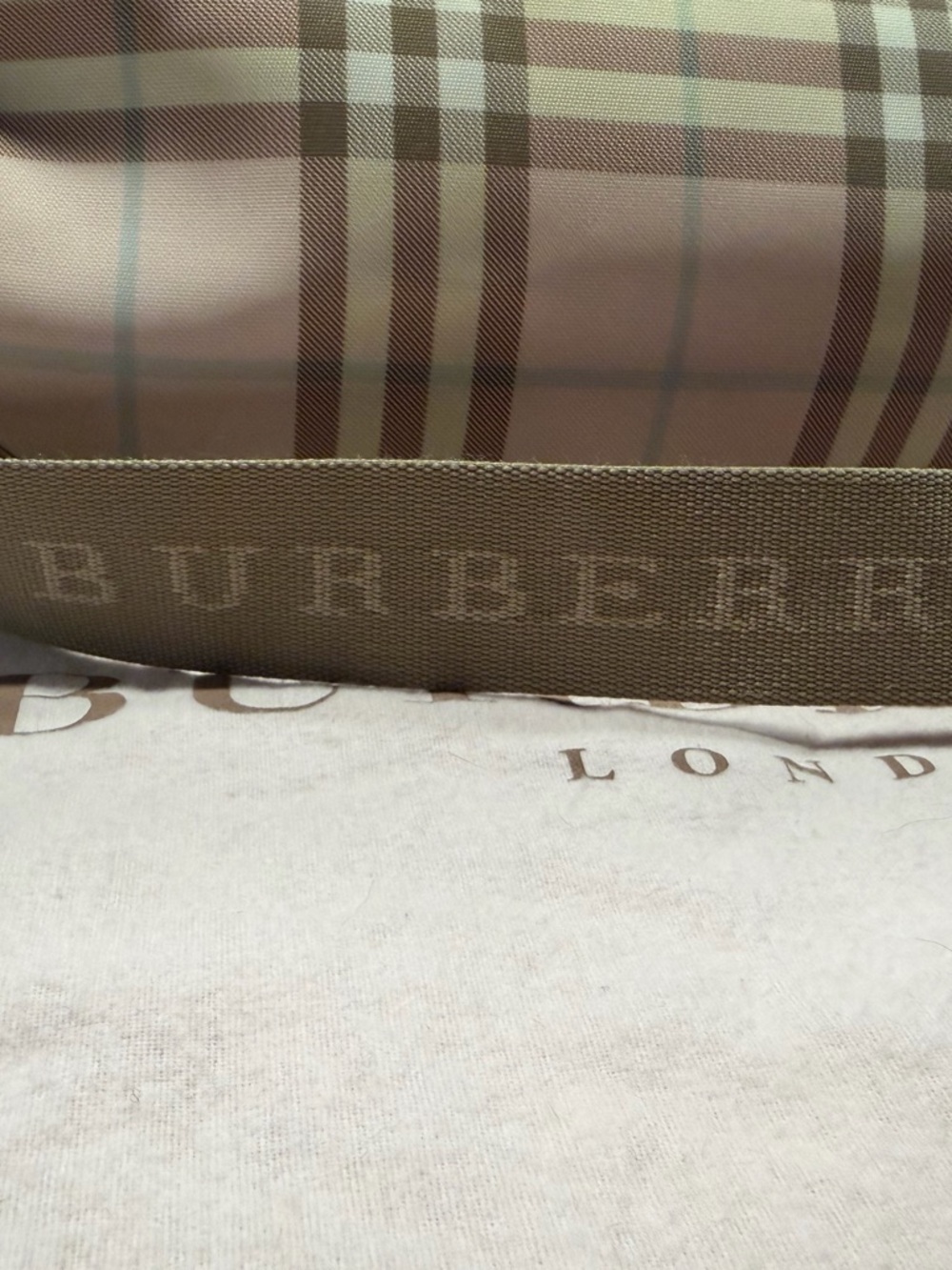 Burberry Nova Lola - Tan and light pink - Picture 5 of 13